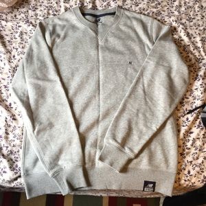 New balance sweater never worn brand new
